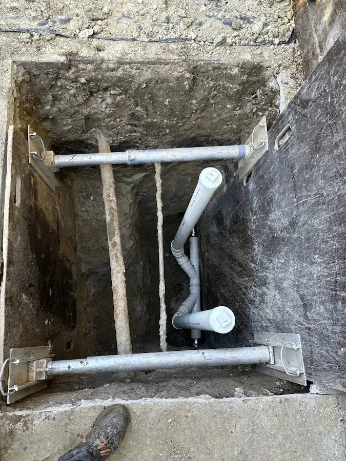 Experienced plumber completing Gas Line Repair work in Progress Village